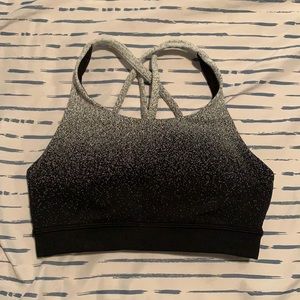 Lululemon sports bra